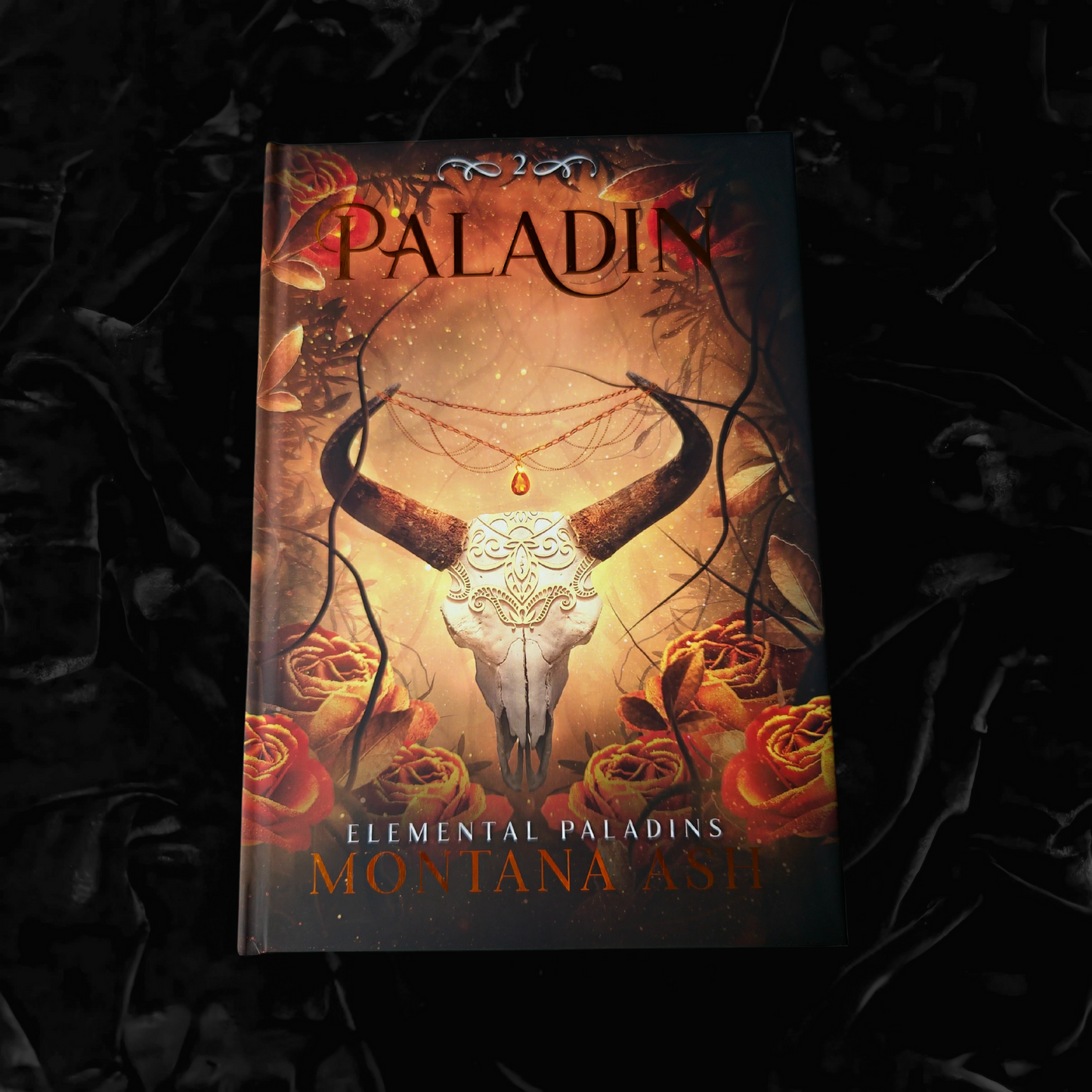 Paladin (Discreet/Foil/Hardcover/Signed/Special Edition/Sprayed Edges)| Montana Ash